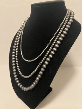 Western Faux Navajo Pearl Layered Necklace - Adjustable Matte Silver Beaded NWOT